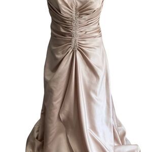 TUTTO BENE Formal Beaded Dress US 10